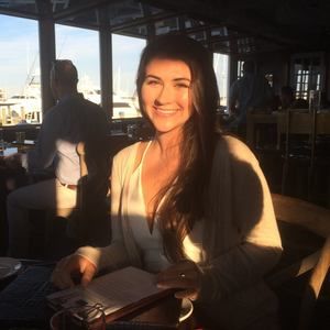 Meet your Posher, Phoebe